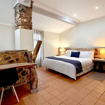 Centurion Guest House&Lodge Extérieur photo