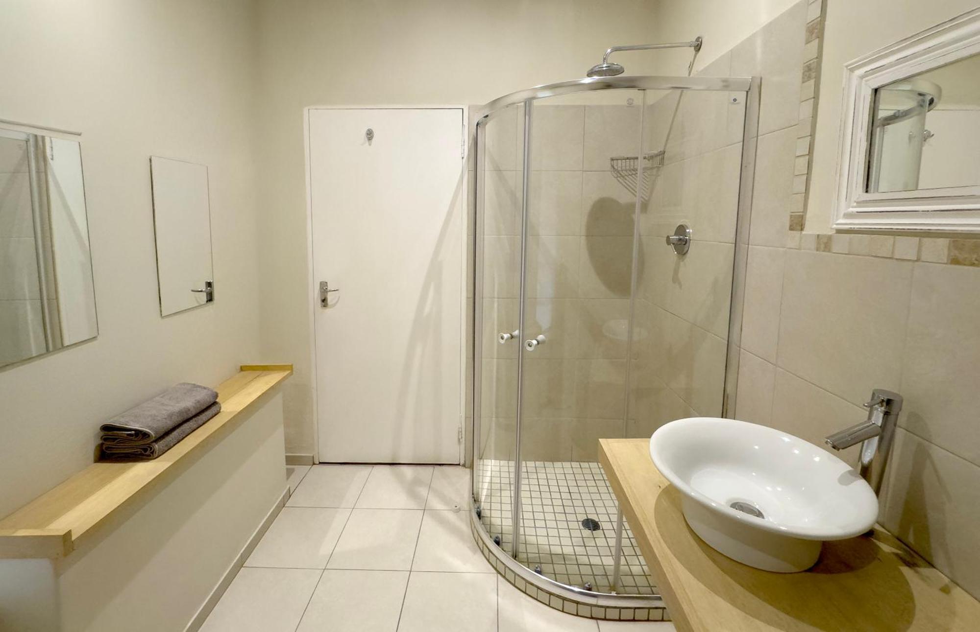Centurion Guest House&Lodge Extérieur photo
