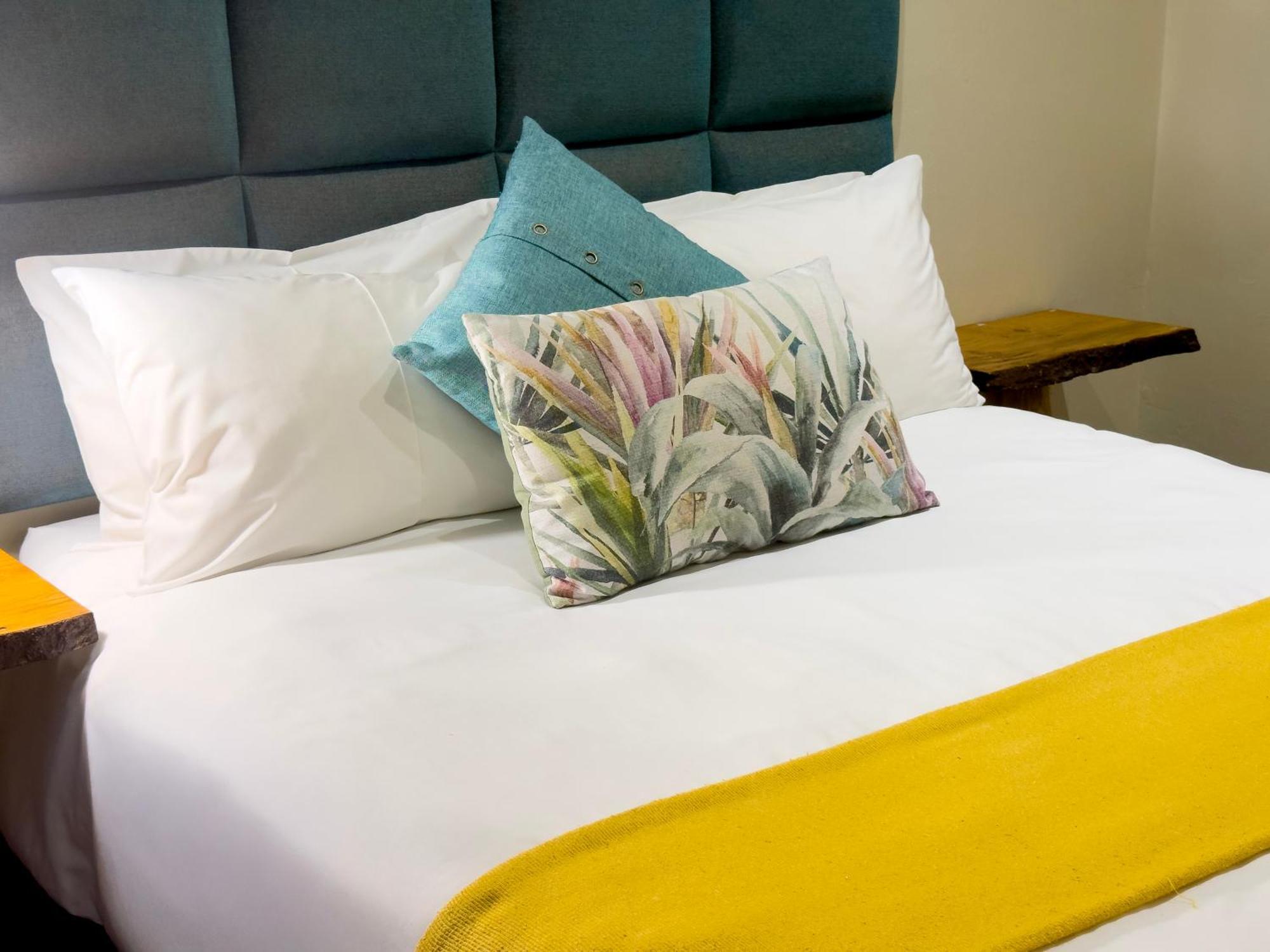Centurion Guest House&Lodge Extérieur photo