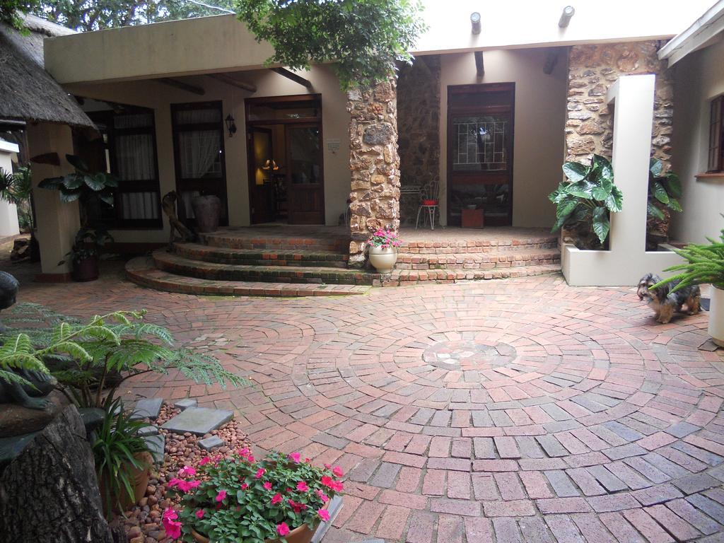 Centurion Guest House&Lodge Extérieur photo
