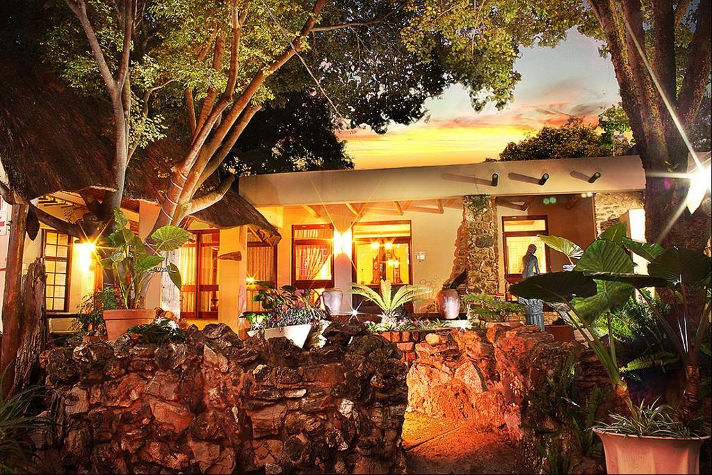 Centurion Guest House&Lodge Extérieur photo